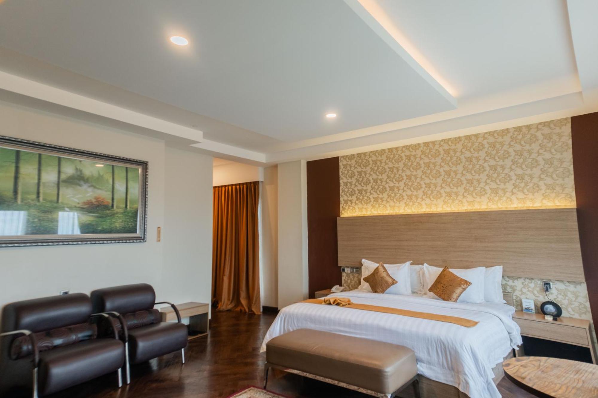 Muara Hotel And Mall Ternate Kültér fotó